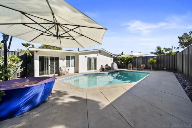 3884 Mount Abraham, San Diego, CA 92111