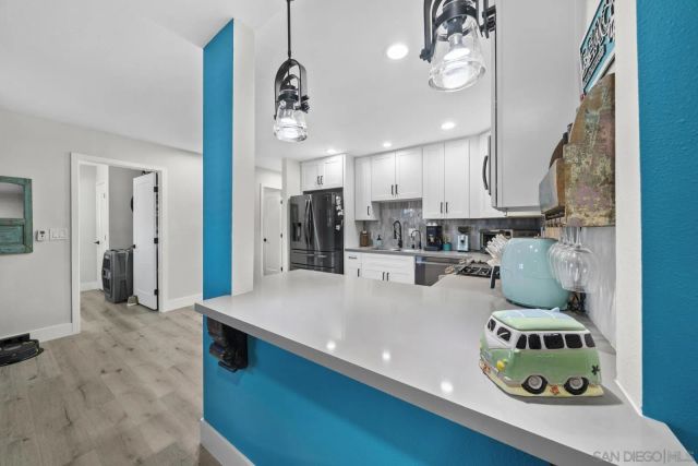 3884 Mount Abraham, San Diego, CA 92111