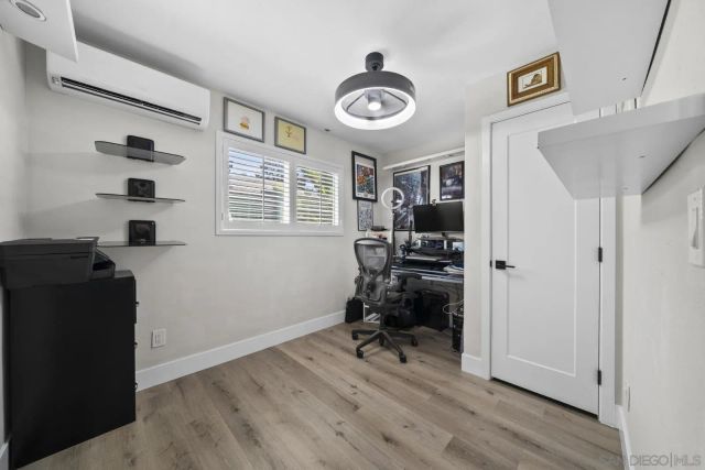 3884 Mount Abraham, San Diego, CA 92111