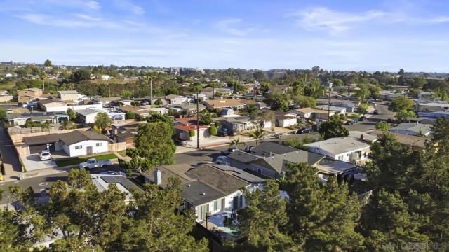 3884 Mount Abraham, San Diego, CA 92111