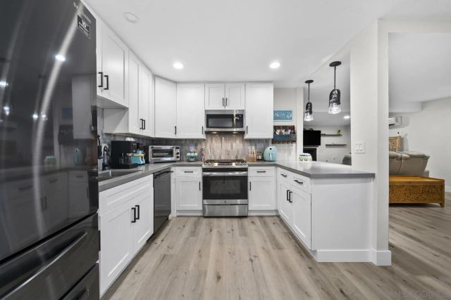 3884 Mount Abraham, San Diego, CA 92111