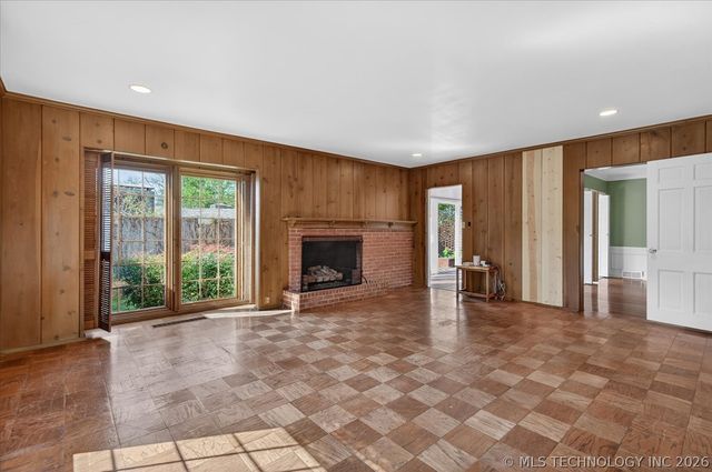 1529 Hillcrest Drive, Bartlesville, OK 74003