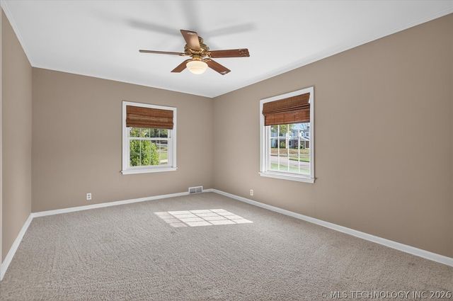 1529 Hillcrest Drive, Bartlesville, OK 74003