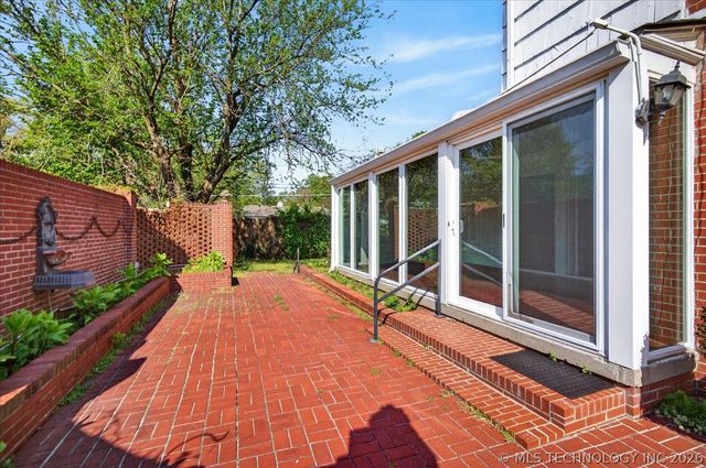 1529 Hillcrest Drive, Bartlesville, OK 74003