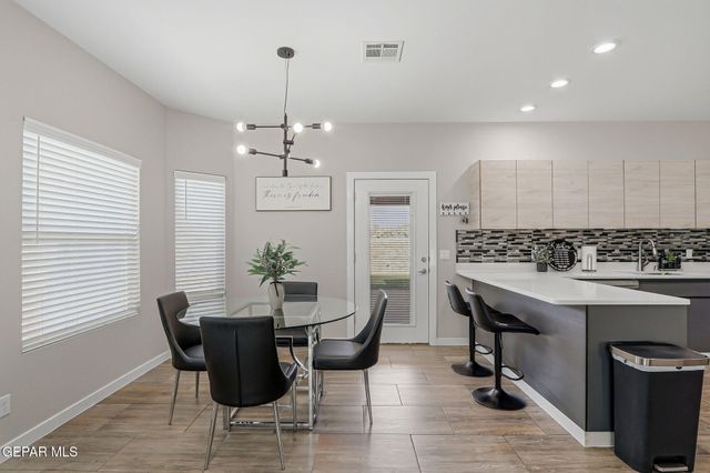 123 VIA ROJAS Drive, Horizon City, TX 79928