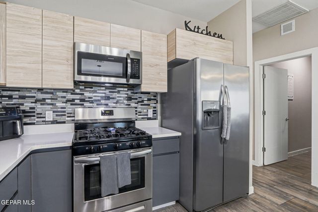 123 VIA ROJAS Drive, Horizon City, TX 79928