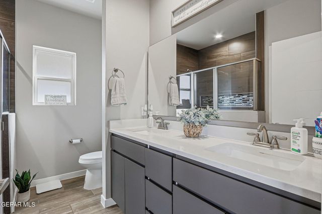 123 VIA ROJAS Drive, Horizon City, TX 79928