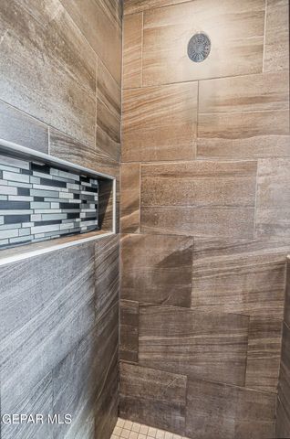 123 VIA ROJAS Drive, Horizon City, TX 79928