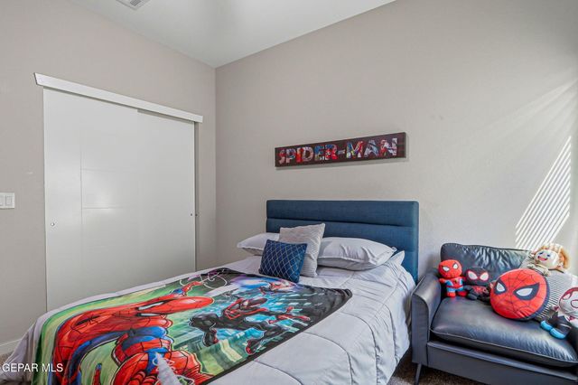 123 VIA ROJAS Drive, Horizon City, TX 79928