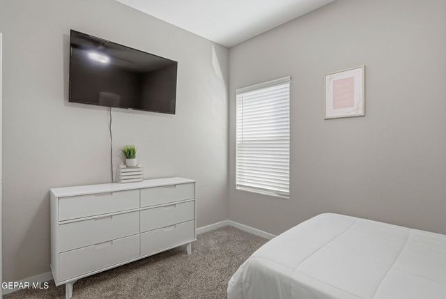 123 VIA ROJAS Drive, Horizon City, TX 79928