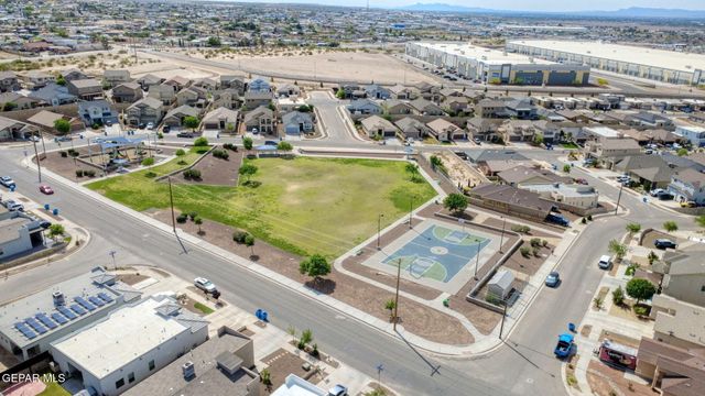 123 VIA ROJAS Drive, Horizon City, TX 79928