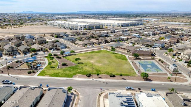 123 VIA ROJAS Drive, Horizon City, TX 79928