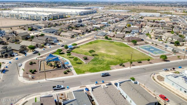 123 VIA ROJAS Drive, Horizon City, TX 79928