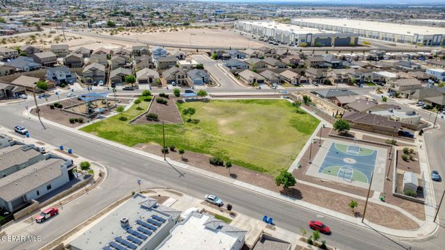 123 VIA ROJAS Drive, Horizon City, TX 79928