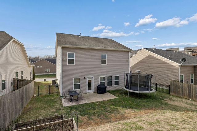 3003 Persimmon St, Columbia, TN 38401