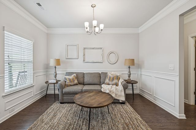 3003 Persimmon St, Columbia, TN 38401