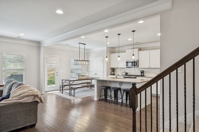 3003 Persimmon St, Columbia, TN 38401