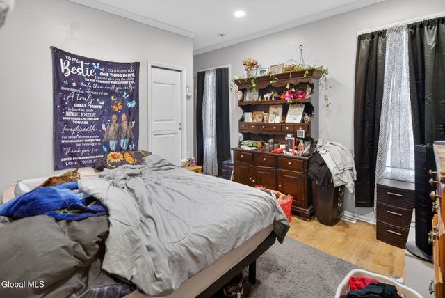 30 118th Street, Troy, NY 12182