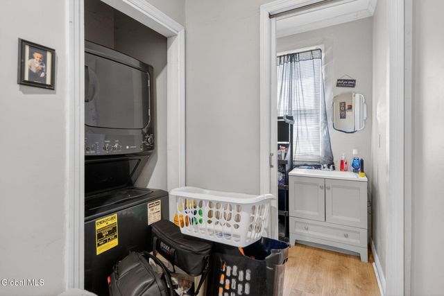 30 118th Street, Troy, NY 12182