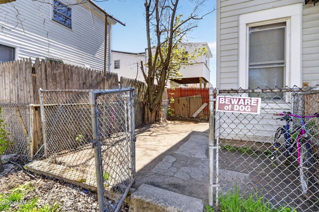 30 118th Street, Troy, NY 12182