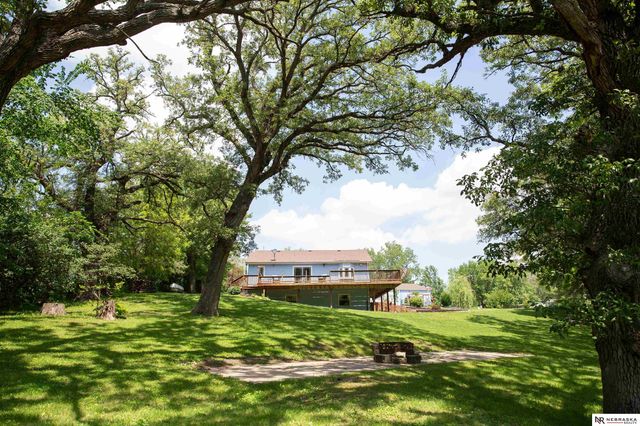 8302 Howe Court, Plattsmouth, NE 68048