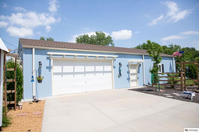 8302 Howe Court, Plattsmouth, NE 68048