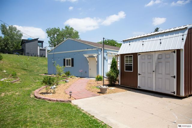 8302 Howe Court, Plattsmouth, NE 68048