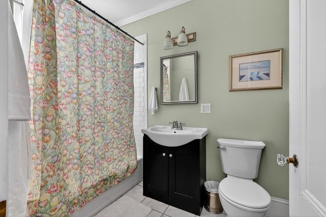 125 Lincoln Ave, Quincy, MA 02170