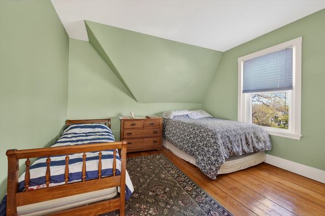125 Lincoln Ave, Quincy, MA 02170