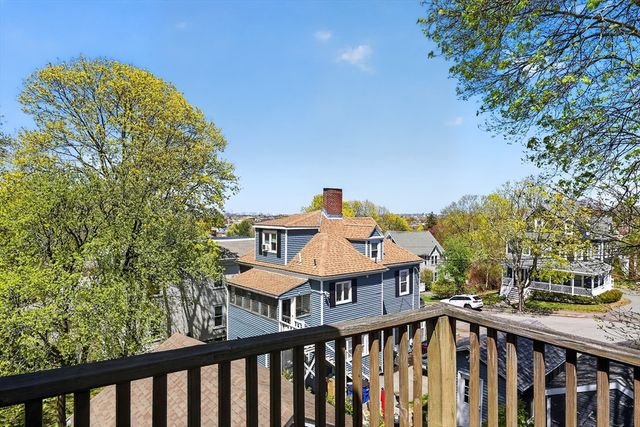 125 Lincoln Ave, Quincy, MA 02170