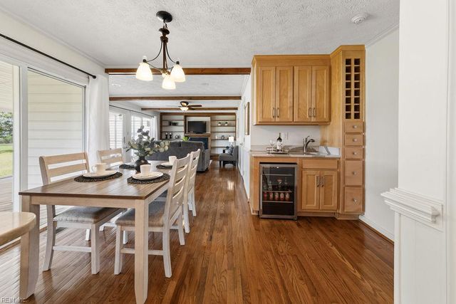 302 Wildey RD, Seaford, VA 23696