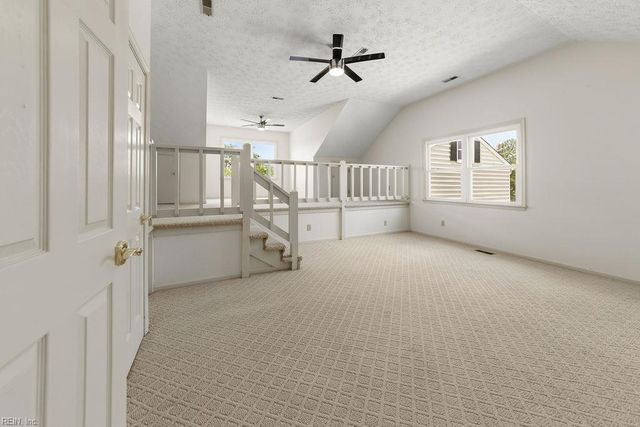 302 Wildey RD, Seaford, VA 23696