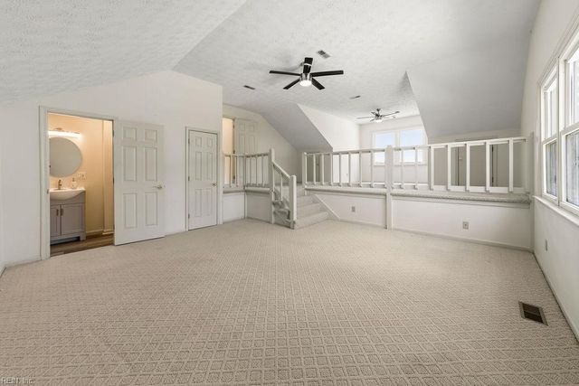 302 Wildey RD, Seaford, VA 23696