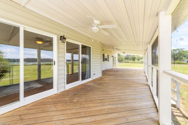 302 Wildey RD, Seaford, VA 23696