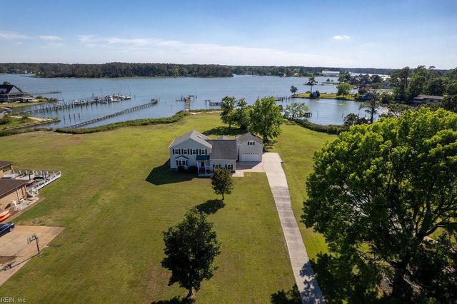302 Wildey RD, Seaford, VA 23696