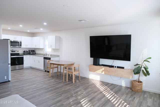 227 W DOUGLAS Avenue, Coolidge, AZ 85128