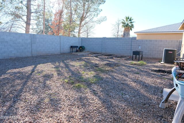227 W DOUGLAS Avenue, Coolidge, AZ 85128