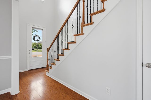 105 Porter Ct, Hendersonville, TN 37075