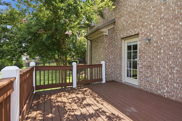 105 Porter Ct, Hendersonville, TN 37075