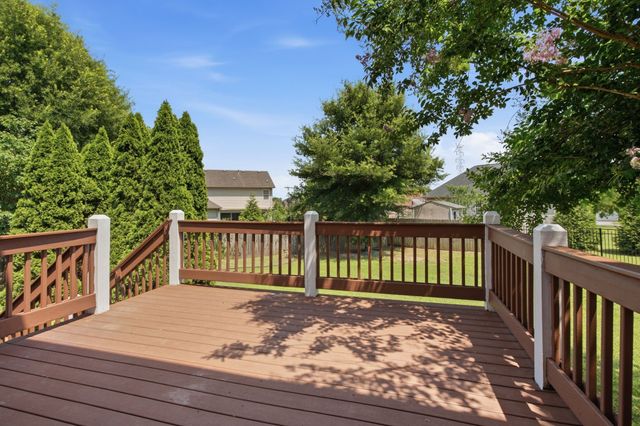 105 Porter Ct, Hendersonville, TN 37075