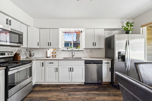 2006 Wilder Drive, Redding, CA 96001