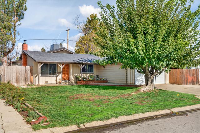 2006 Wilder Drive, Redding, CA 96001