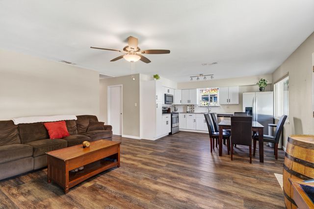 2006 Wilder Drive, Redding, CA 96001