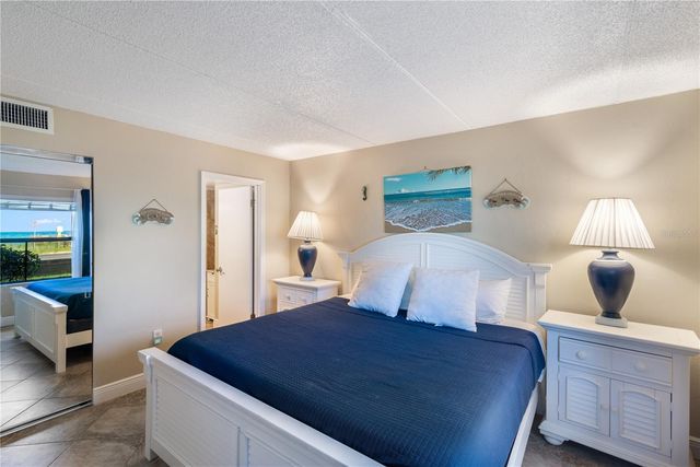 2390 OCEAN SHORE BOULEVARD 1040, Ormond Beach, FL 32176