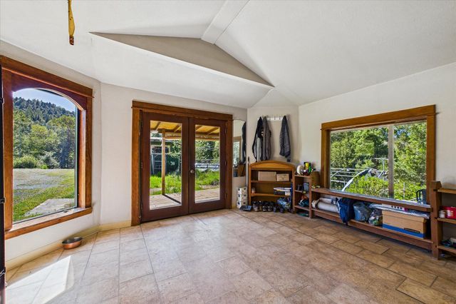 3105 China Creek Road, Redway, CA 95560