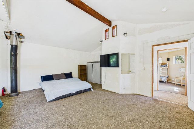 3105 China Creek Road, Redway, CA 95560