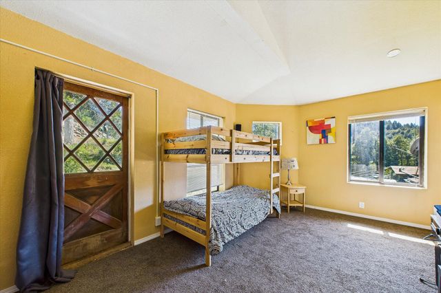 3105 China Creek Road, Redway, CA 95560