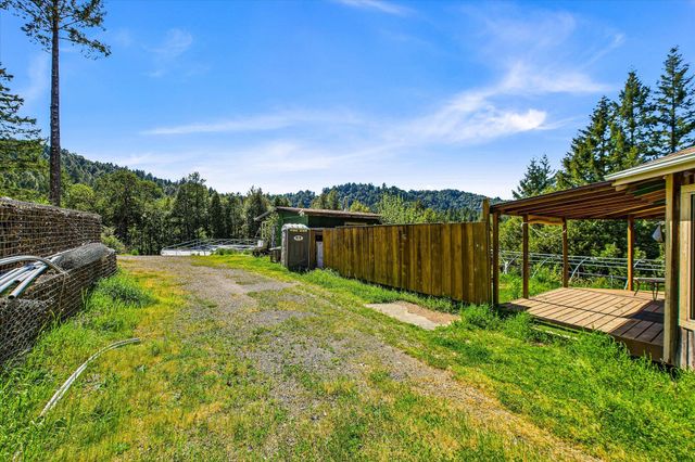 3105 China Creek Road, Redway, CA 95560