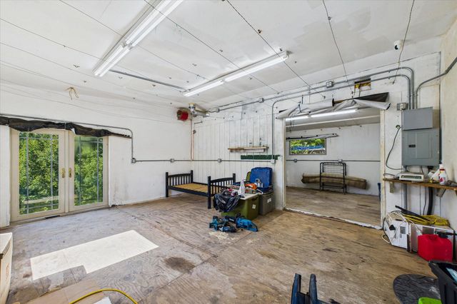 3105 China Creek Road, Redway, CA 95560