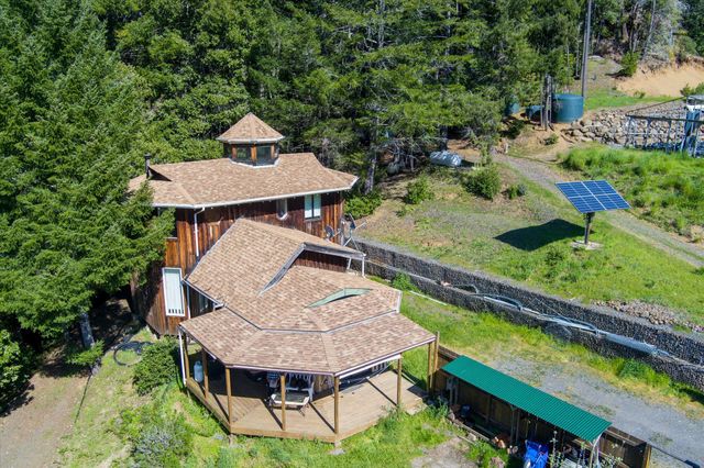 3105 China Creek Road, Redway, CA 95560